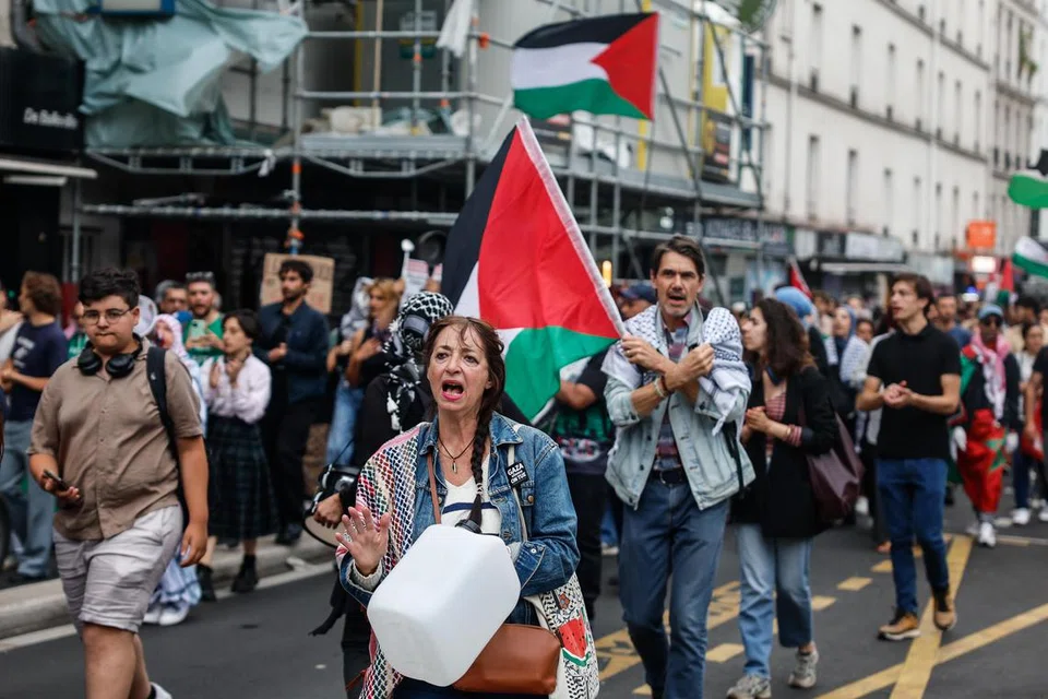 bantahan sokong palestin, paris, gaza