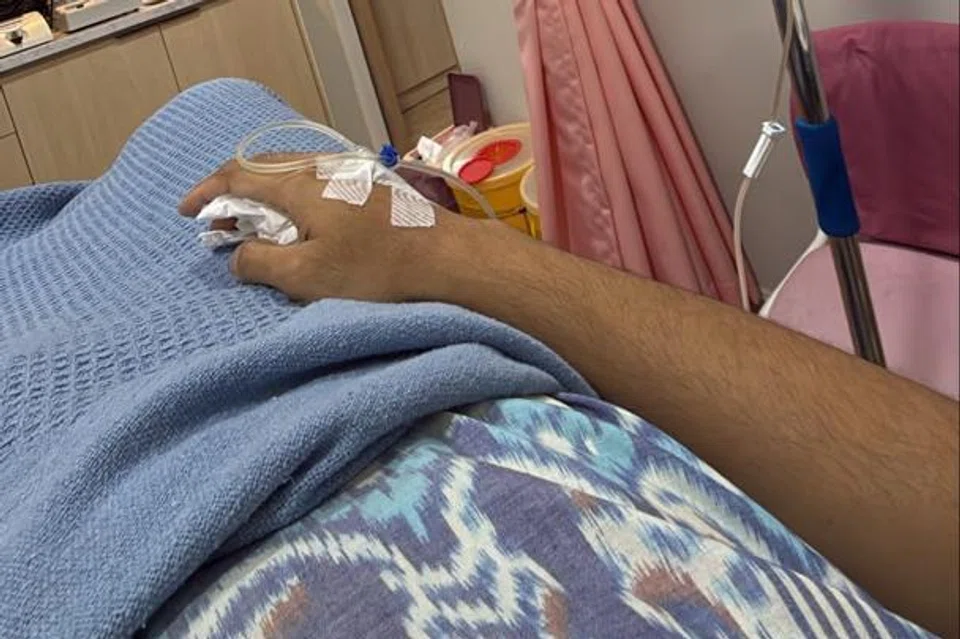 Khairul Aming, hospital, dehidrasi, rembayung, pelanggan 