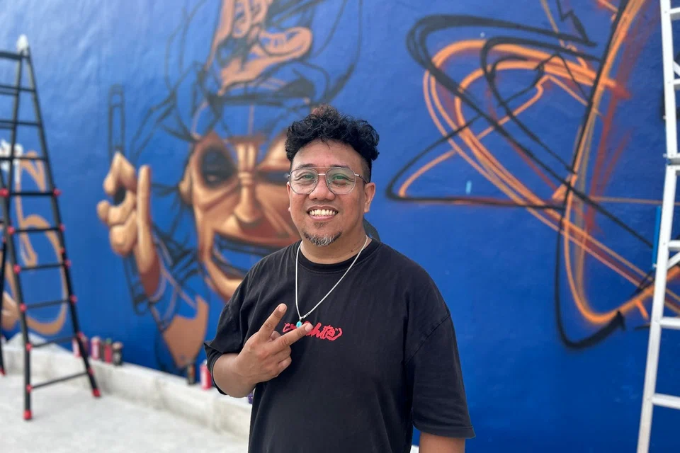 Encik Samsidi Samat, 41 tahun, dari Bukit Batok.