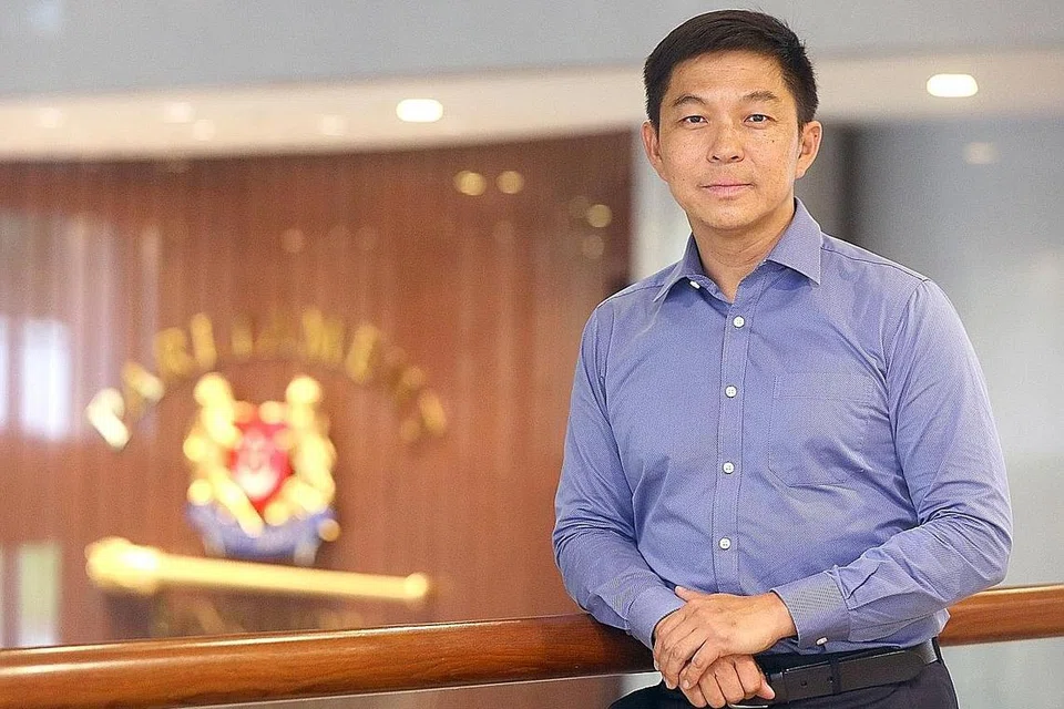 Anggota Parlimen GRC Marine Parade di mana terletaknya Pasar Geylang Serai, Encik Tan Chuan-Jin