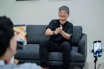 Mohd Sufian Abdullah atau lebih dikenali sebagai Pian Padu Beb Studios semasa satu sesi rakaman video soal jawab santai dan pantas bersama wartawan dan penyunting Berita Harian, Hakim Norman Hassan.