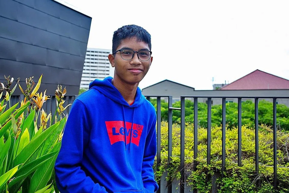 Nur Muhammad Rifqi Roslan, 15 tahun.