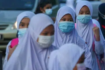 influenza, malaysia, students