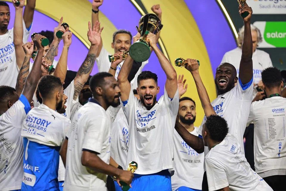 Pasukan Al-Hilal (gambar) menjadi juara Liga Pro Saudi setelah menang dalam perlawanan menentang pasukan Al-Nassr di stadium Jedaah pada Jun 2024. 