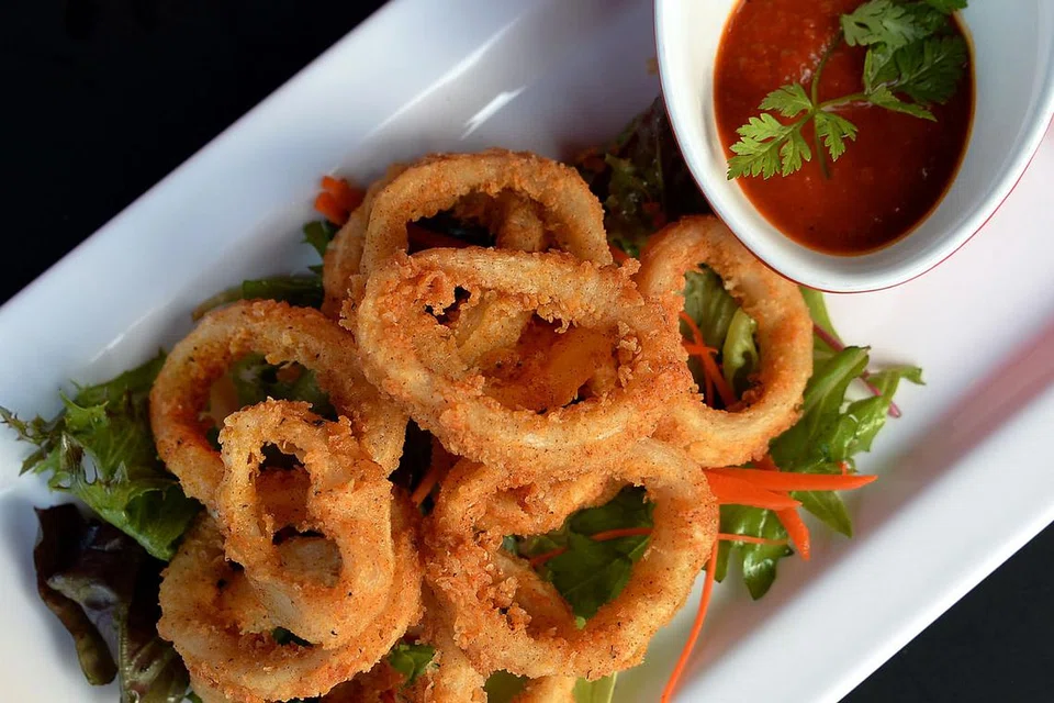 'BLUR LIKE SOTONG': Antara hidangan yang tersedia di kafe Word.