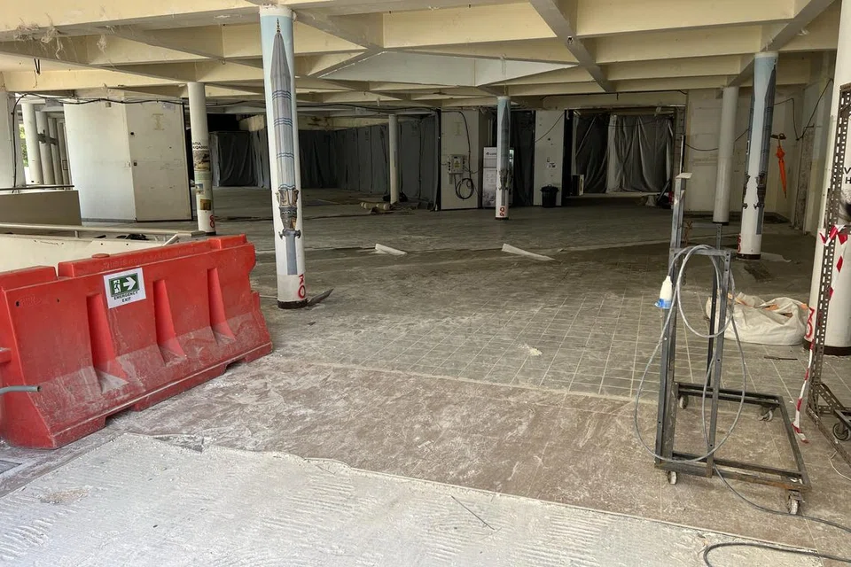 MENANTI SIAP: Penduduk dan masyarakat Islam di Yishun menantikan kawasan di dewan serbaguna yang telah dipertingkat apabila Masjid Darul Makmur sudah selesai projek peningkatannya kelak.