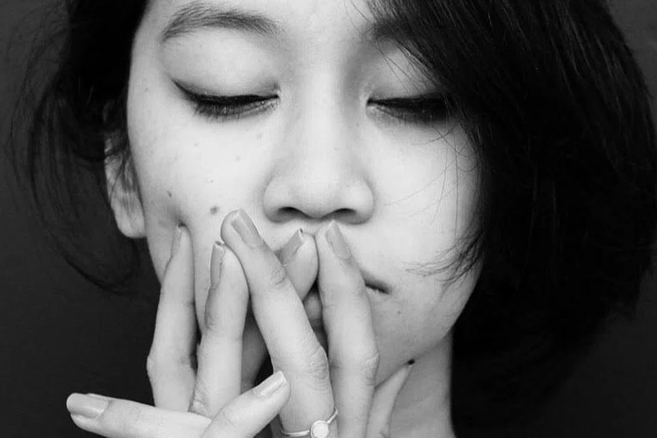 WEBINAR PERCUMA: Satu seminar dalam talian percuma akan dianjurkan pada Sabtu (31 Oktober) bagi menyokong, mendidik dan memperkasa mereka yang pernah melalui penganiayaan seksual. Ia membuka tirai kempen 'A Holding Space' anjuran badan bukan pemerintah (NGO) tempatan, The Whitehatters dan rumah tumpangan Casa Raudha. - Foto THE WHITEHATTERS/CASA RAUDHA