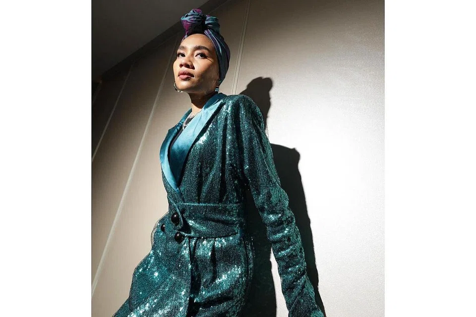 TAMPIL DENGAN KELAINAN: Berkongsi mengenai album kelima yang diterbitkan di AS, Yuna tampil berbeza dengan menghasilkan lima EP dengan setiap EP mengandungi tiga lagu. - Foto INSTAGRAM/ YUNA