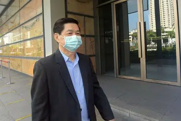 DIBEBASKAN DARI TUDUHAN: Dr Wee Teong Boo pada mulanya dibicarakan kerana telah mencabul seorang pesakit wanita pada November 2015 dan telah merogolnya semasa lawatan yang lain.