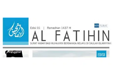 AKHBAR AL FATIHIN IS: Bahan propaganda berbahasa Melayu-Indonesia ini bertujuan menyebarkan dakyah IS di rantau Asia Tenggara, yakni kawasan dengan jumlah penduduk Muslim yang besar. - Foto INTERNET