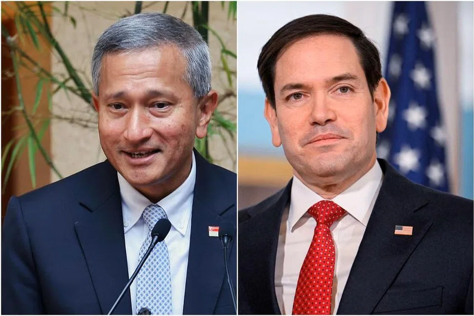 Menteri Ehwal Luar, Dr Vivian Balakrishnan (kiri), mengucapkan tahniah kepada Setiausaha Negara Amerika Syarikat, Encik Marco Rubio, atas pelantikannya dalam satu panggilan telefon. 