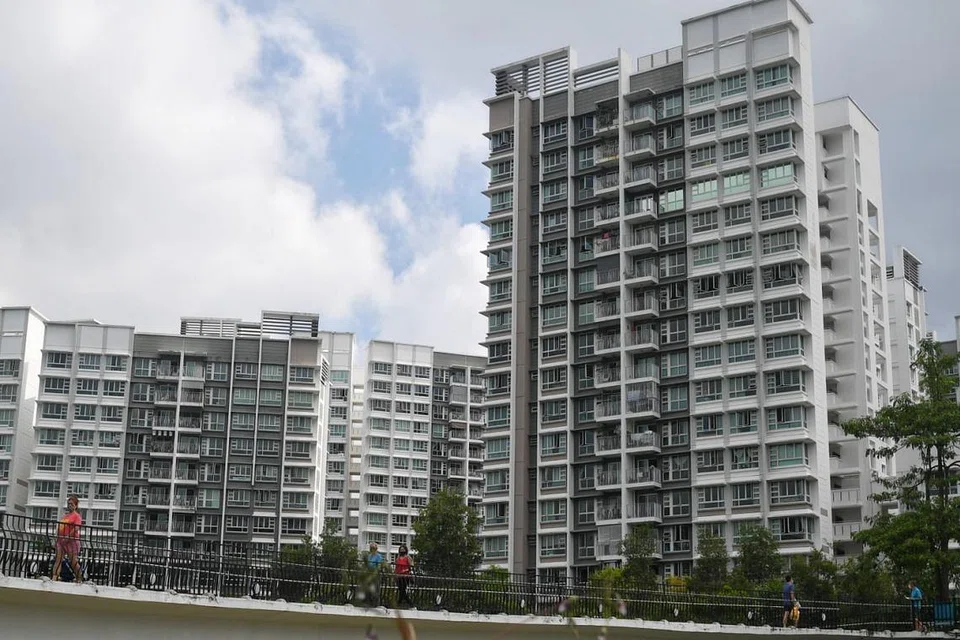 BUAT PERKIRAAN: Dapatkan nasihat untuk mengetahui hasil penjualan rumah. - Foto hiasan