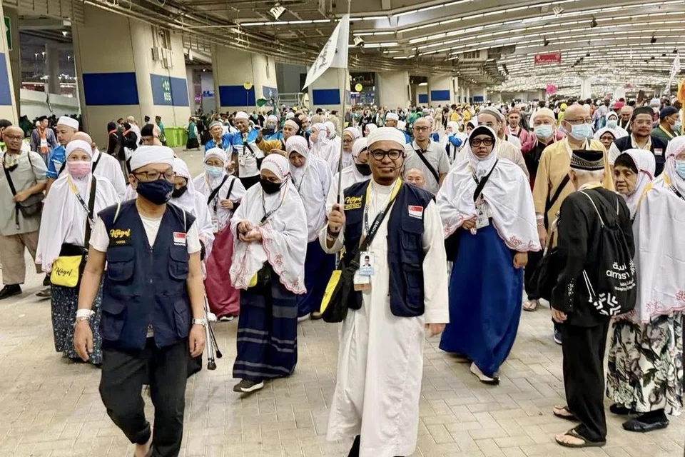 Semua jemaah haji Singapura selamat menyelesaikan ibadah melontar jamrah pada 8 Jun. Singapura dibenarkan menghantar 900 jemaah pada 2025 untuk menunaikan haji.