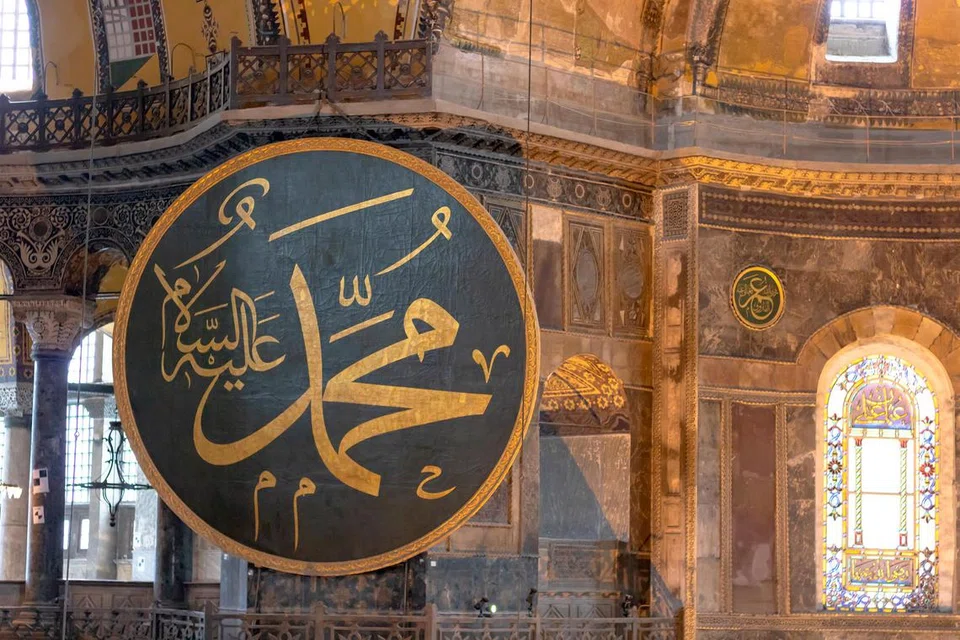 Khutbatul Wada’ (Khutbah Perpisahan) merupakan khutbah terakhir Rasulullah saw, yang disusun dengan cara paling indah dan merangkumi struktur kehidupan. Ia khutbah yang penuh emosi, namun memberi kesan kepada umat Islam pada ketika itu hingga sekarang.
