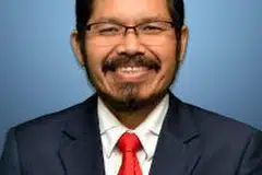 Datuk Seri Dr Mohd Uzir Mahidin: Ketua Perangkawan Malaysia. 