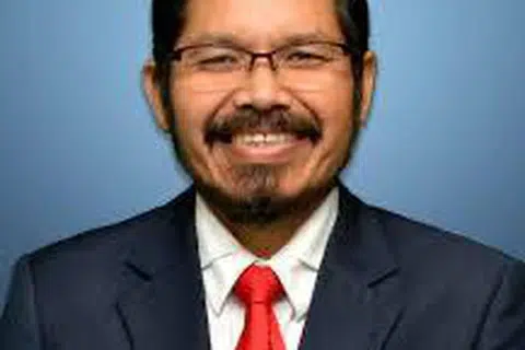 Datuk Seri Dr Mohd Uzir Mahidin: Ketua Perangkawan Malaysia. 