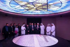 NILAI PERPADUAN: Encik Lee menziarahi kompleks antara agama Abrahamic Family House di Abu Dhabi, yang menempatkan sebuah gereja, masjid dan saumaah. Projek itu melambangkan nilai-nilai kewujudan bersama, kepelbagaian dan dialog antara agama.
