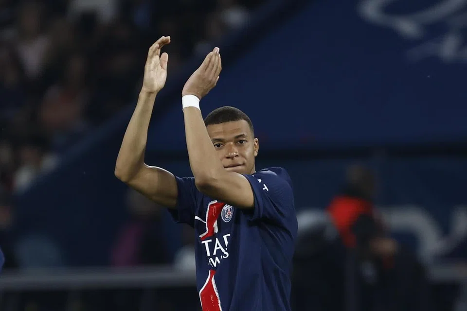 Mbappe telah menjaringkan 256 gol bersama PSG, sejak menyertai PSG dari Monaco pada 2017 dalam perjanjian yang bernilai 180 juta euro ($263 juta).