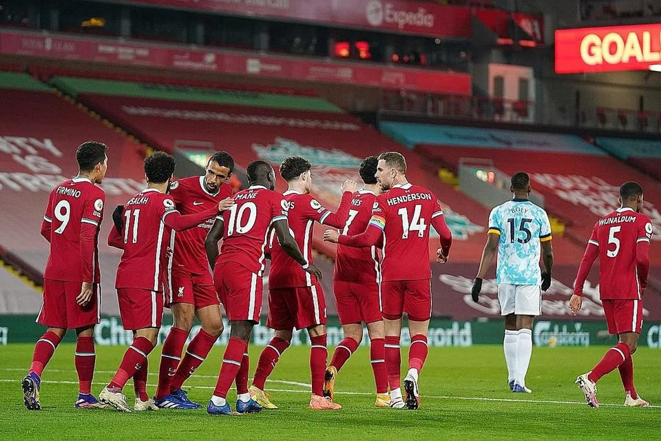 MASIH HEBAT: Meskipun tanpa beberapa pemain utama, Liverpool masih mampu mempamerkan persembahan yang cemerlang bagi memastikan mereka terus bersaing untuk kekal juara EPL musim ini. - Foto REUTERS