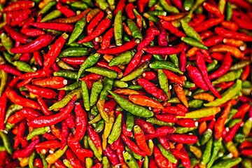 Pelbagai jenis cili kering digunakan dalam masakan Mexico untuk memberikan rasa yang unik. 