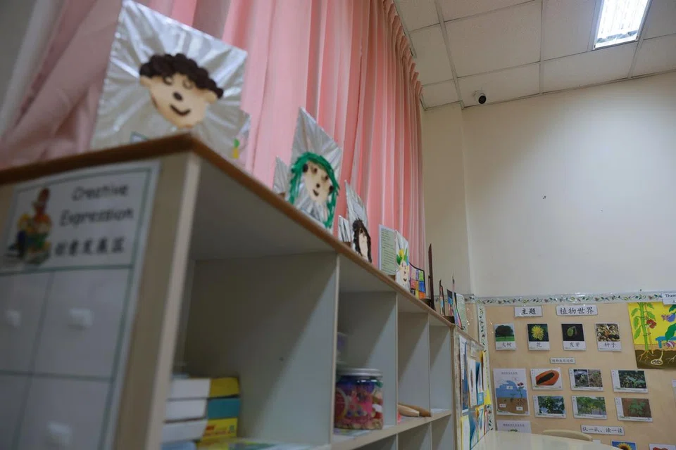 PANTAU KELAKUAN: Lebih banyak CCTV dipasang di pusat Kinderland.