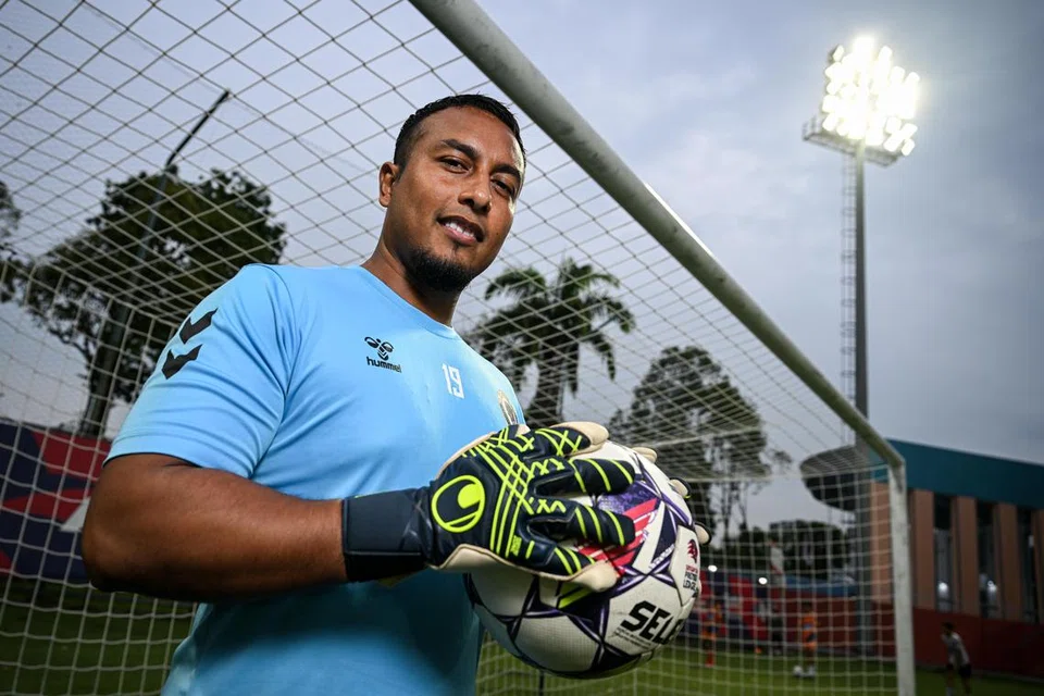 Penjaga gawang Tanjong Pagar United, Zaiful Nizam, melihat persaingan posisi penjaga gawang di pasukannya sebagai cabaran positif untuk memperkuat diri dan membina keyakinan pasukan. 