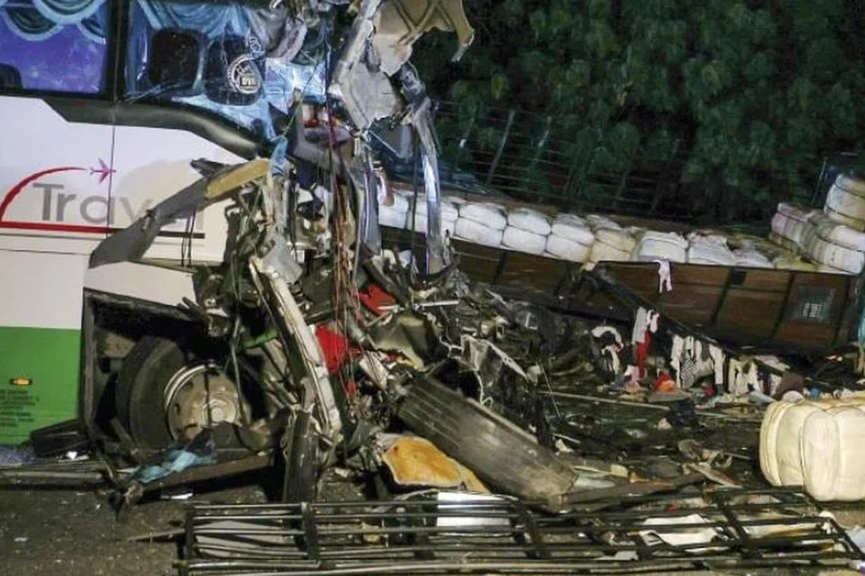 Kemalangan membabitkan bas ekspres antara yang sering dilaporkan berlaku pada Aidilfitri.