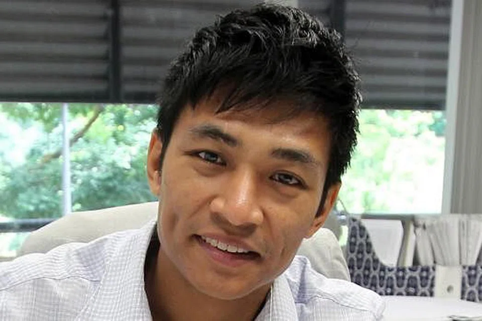  DR IMRAN TAJUDEEN: Dua eseinya mengenai pensejarahan Singapura bak mengisi kedahagaan mengenai kisah pembentukan negara ini bersumberkan sastera Melayu sebelum dan sesudah 1819. - Foto-foto fail