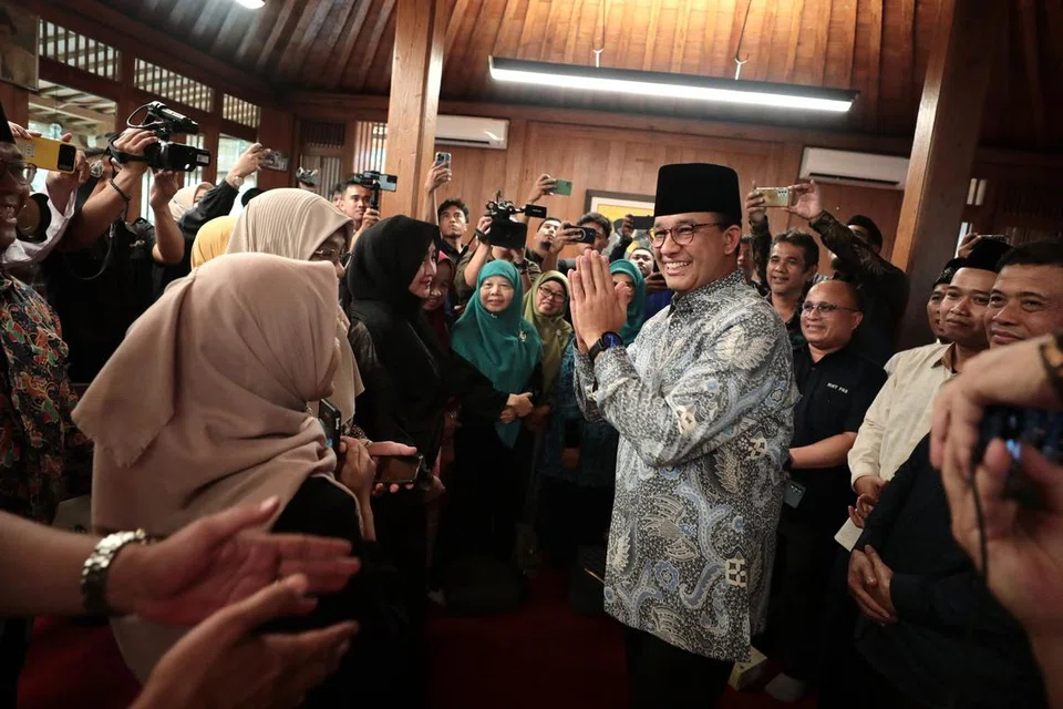 BANYAK SOKONGAN: Encik Anies Baswedan merupakan bekas menteri Kabinet, diterima baik pengundi dan kumpulan Islamik.