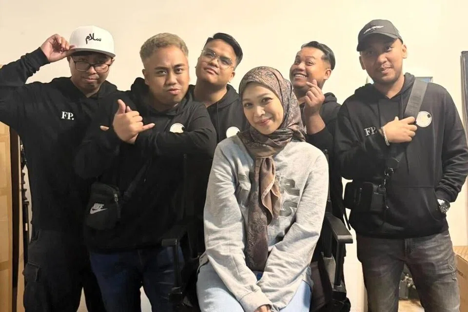 Single terbaru Favourite Playlist, ‘Sampai Bila’, hasil kerjasama dengan penyanyi Malaysia, Intan Shafinas, bakal dilancarkan pada 29 Januari.