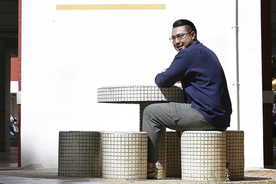 TEKAD BERUBAH: Encik Norhafeez berhenti sekolah seawal menengah dua tetapi tekad untuk mengubah hidupnya setelah dibebaskan dari penjara buat kali ketiga, dua minggu lalu. Kini, beliau sedang mengikuti program Nitec dalam Perkhidmatan Logistik Perniagaan. - FOTO BH OLEH AZMI ATHNI