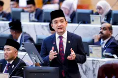 Menteri Besar Datuk Onn Hafiz Ghazi membentangkan Belanjawan Johor 2025 di Bangunan Sultan Ismail Kota Iskandar pada 21 November.