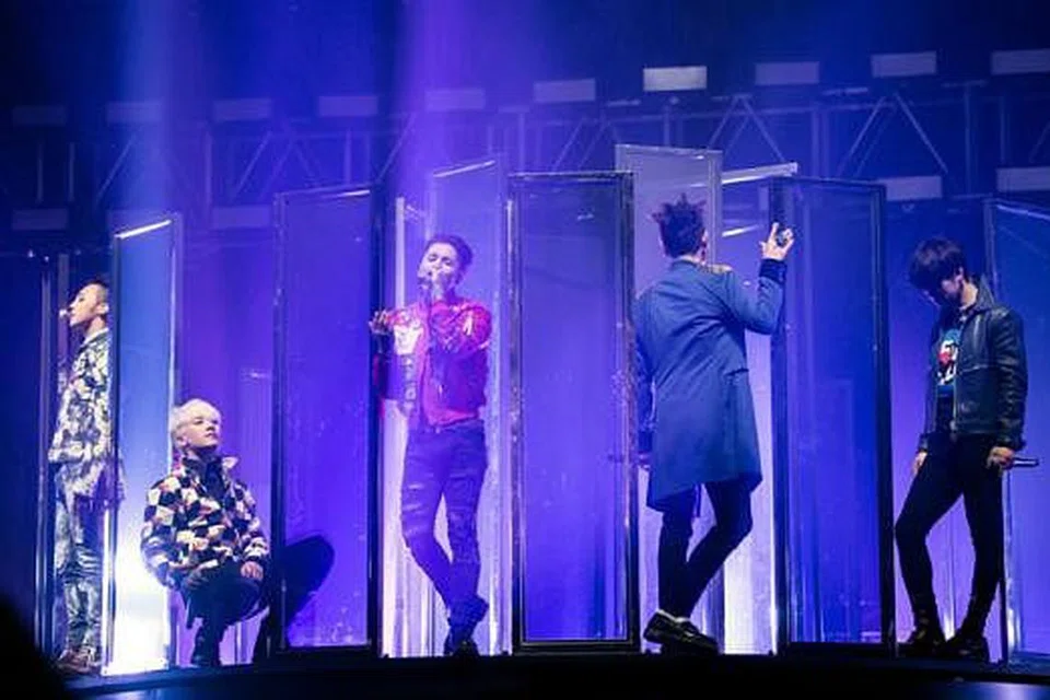 PENAMPILAN YANG TIDAK AKAN DILUPAKAN: BigBang sah digelar sebagai raja dunia K-Pop kerana keyakinan mereka yang menyerlah dan berkekalan di atas pentas antarabangsa. - Foto ONE PRODUCTION/LIVE NATION LUSHINGTON