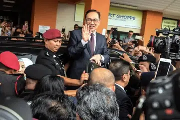 Perdana Menteri Malaysia, Datuk Seri Anwar Ibrahim, dibebaskan dari penjara melalui pengampunan diraja oleh Yang di-Pertuan Agong ke-15, Sultan Muhammad V, menerusi Lembaga Pengampunan Wilayah Persekutuan pada Mei 2018.