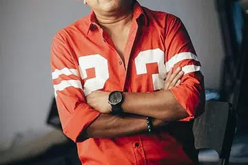 HATTAN: Seru persatuan artis supaya menubuhkan stesen radio sendiri bagi mengelakkan isu pilih kasih berlarutan. - Foto WARNER MUSIC MALAYSIA