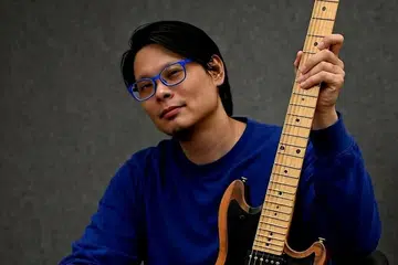 gitar, instrumental, pasaran antarabangsa, Olly Maguire