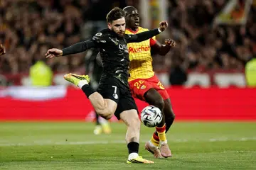 PSG, juarai Ligue 1, bola sepak, Lens