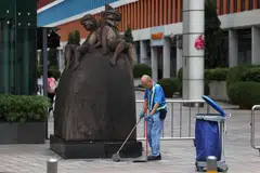 Menurut Kementerian Tenaga Manusia (MOM), Model Gaji Progresif (PWM) yang diperluas telah terus membantu mempertingkat golongan pekerja berpendapatan rendah, sekali gus merapatkan jurang pendapatan.