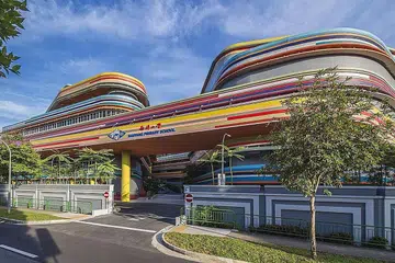 SEKOLAH RENDAH NANYANG: Sekolah popular ini di antara 89 sekolah yang akan mengadakan undian bagi tempat-tempat Darjah Satu dalam Fasa 2C. - Foto fail
