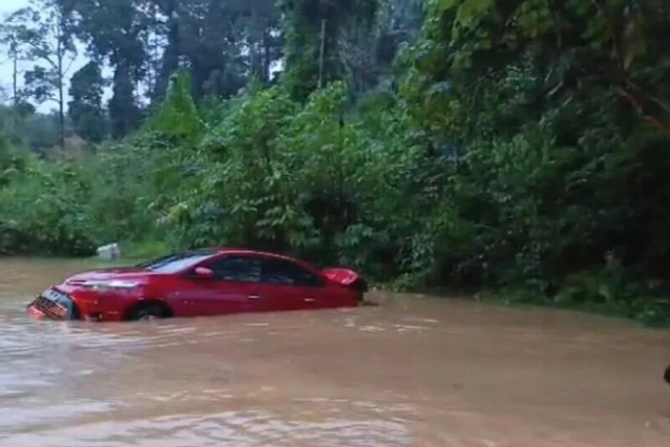 ribut senyar, tanah runtuh, banjir, pahang 