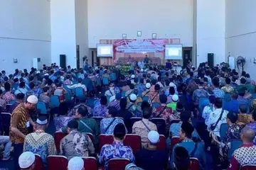 Badan Nasional Anti-Pengganasan (BNPT) Indonesia dan unit antipenggansan polis, Densus 88, mengadakan pengisytiharan pembubaran Jemaah Islamiyah (JI).