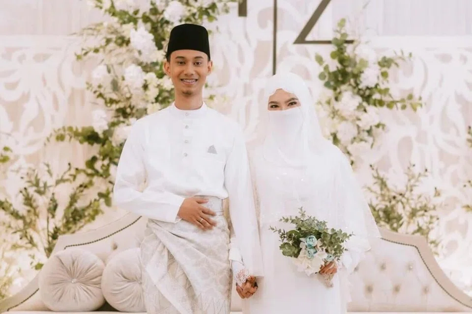 Encik Muhammad Noor Tijani Nezam lebih dikenali sebagai Don Jany, dan pasangannya Zahidah. 