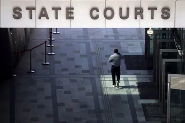 Singapore, cheating, scheme, tipu