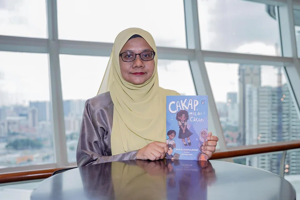 BUKU KANAK-KANAK BARU: Buku bertajuk, Cakap, Mila! Cakap! oleh penulis, Cik Nur-El-Hudaa Jaffar, tentang watak bernama Mila, yang menghadapi cabaran menyesuaikan diri dalam kehidupan baru setelah bapanya bernikah dengan ibu tunggal seorang anak dan dia berpindah ke sekolah baru.