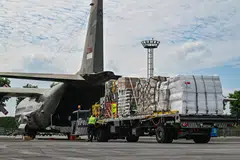 Bekalan bantuan kemanusiaan untuk Gaza dimuatkan ke dalam pesawat C-130 Tentera Udara Republik Singapura pada bulan Mac lalu.