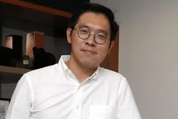 ENCIK CHNG KAI FONG: Ingin menggalak lebih banyak syarikat Asean dan sejagat menggunakan Singapura sebagai pangkalan memulakan perniagaan mereka ke luar negara. - Foto CMG