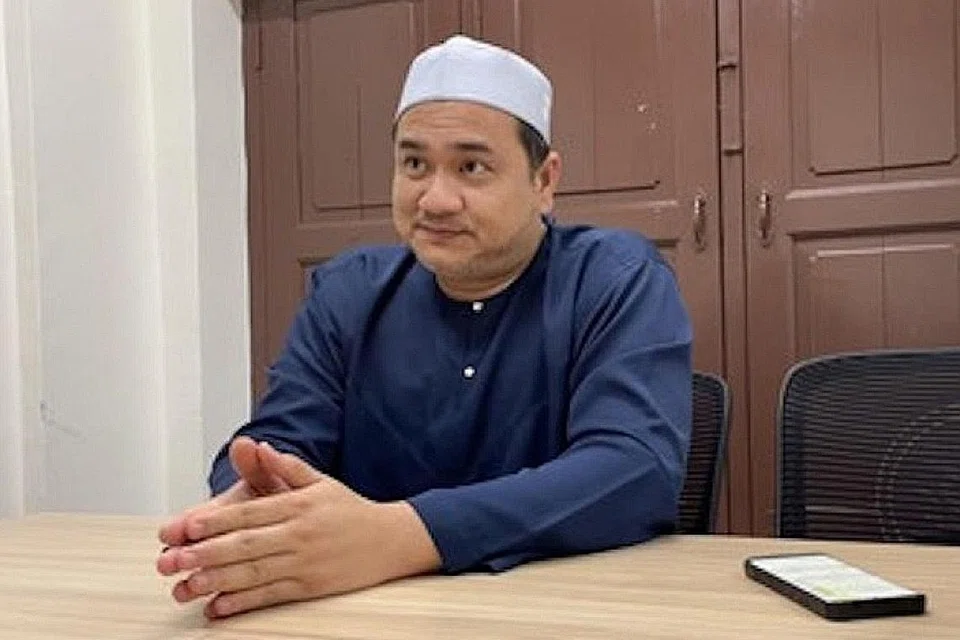 SYED ABDULLAH: Beliau dari keturunan Alsagoff dan menjadi bendahari Masjid Hajjah Fatimah selain pengurus Wakaf Raja Siti dan pengamanah Wakaf Nong Cik (dua cucu perempuan dan lelaki Hajjah Fatimah) dan pengamanah Wakaf Sheriffa Zain Alsharoff, cicit Hajjah Fatimah. - Foto SARAFIAN SALLEH 