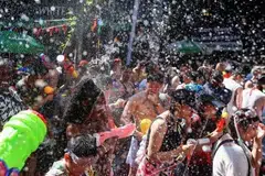 Kenaikan kos akibat perang Iran dijangka menjejas festival air terbesar di dunia atau Songkran di Thailand yang dijadualkan berlangsung selama tiga hari mulai 13 April 2026. 