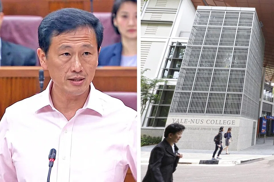 DIBATALKAN: Menteri Pendidikan, Encik Ong Ye Kung (kiri) berkata kementeriannya menyokong penuh keputusan Kolej Yale-NUS (kanan) membatalkan modul bertajuk Dissent and Resistance, yang melibatkan pelajar membuat pelekat bantahan dan mengunjungi Sudut Pidato di Hong Lim Park. - Foto-foto GOV.SG, fail