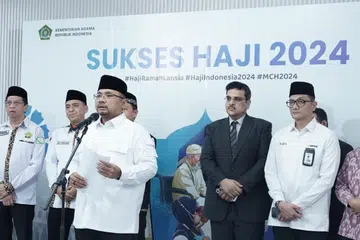 Operasi ibadah haji pada 2024 dilaporkan berjaya dilaksanakan dengan lancar dan tanpa sebarang masalah seperti yang dinyatakan oleh Menteri Agama, Encik Yaqut Cholil Qoumas (depan), semasa majlis penghargaan kepada semua petugas haji pada 25 Julai. 